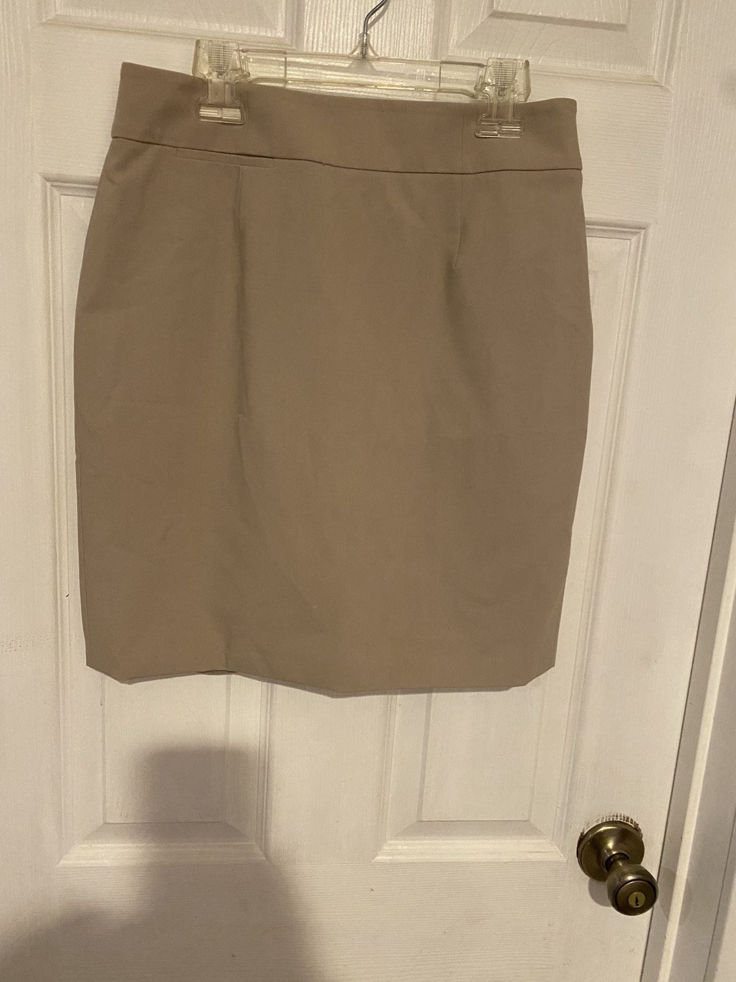 Size 2 Calvin Klein tan pencil skirt 