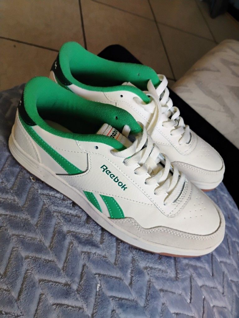 Lime green And White Reebok Tennis Shoes. 