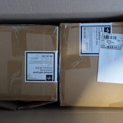 Free Large Box Of Unused Ice Packs.