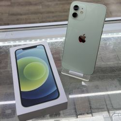 iPhone 12 Unlocked 💯
