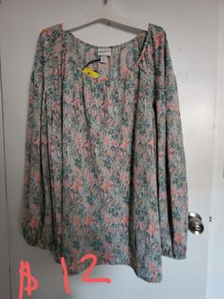 New Blouse $12 Xxl