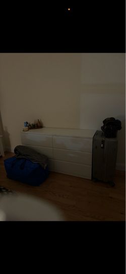 ikea dresser/ full dresser