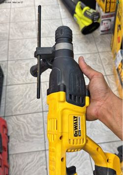 Dewalt 20v sds rotary hammer tool only used