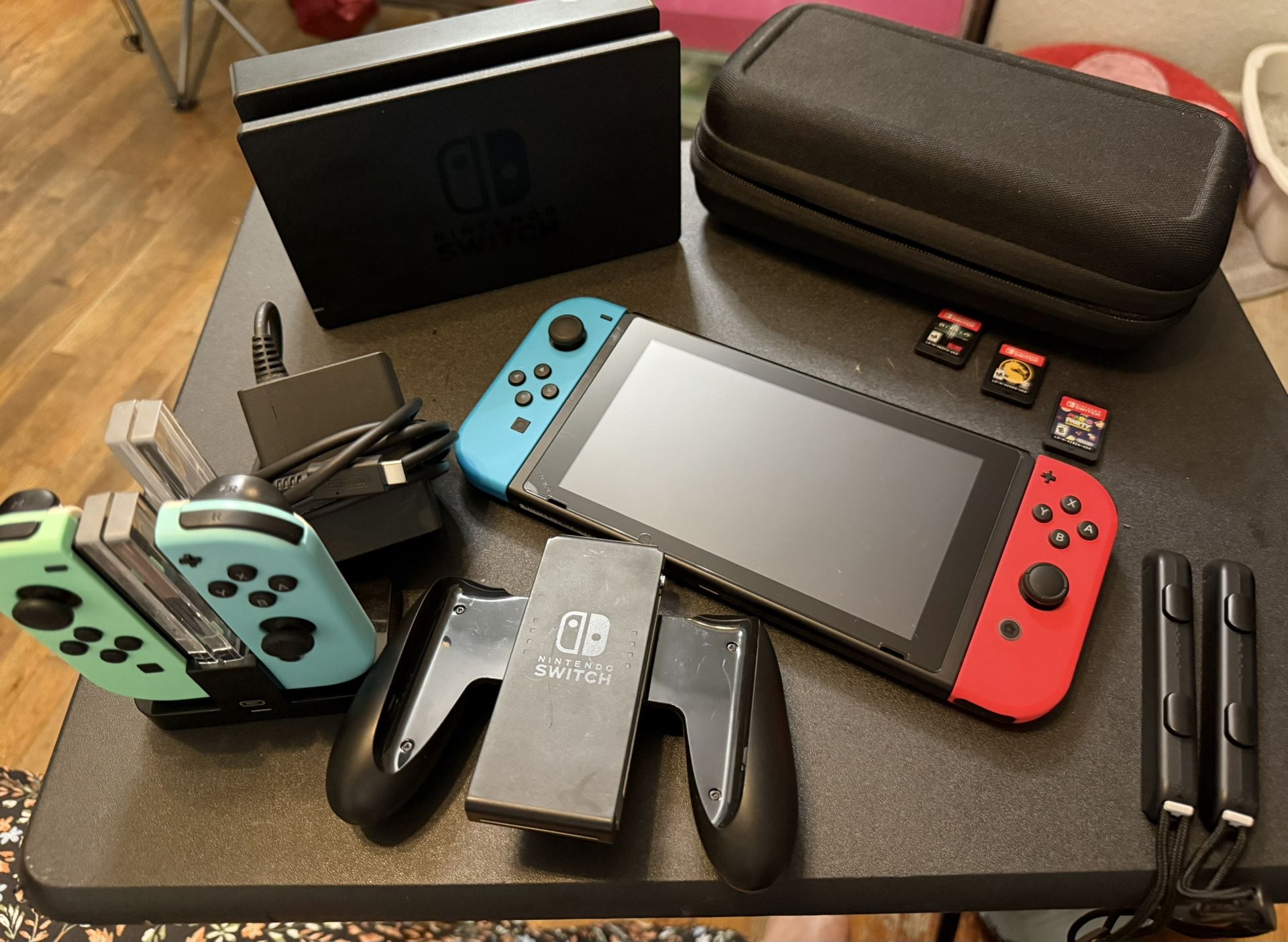 NINTENDO SWITCH BUNDLE