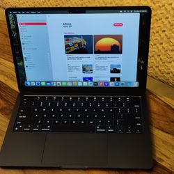 MacBook Air 2022 M2 13.6" 8GB 256GB