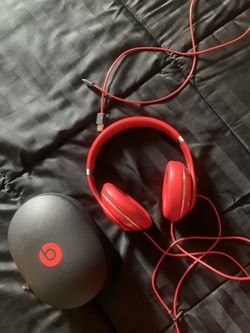 Beats by Dre studio headphones.