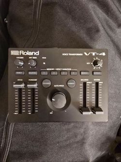 Roland Voice Transformer VT-4