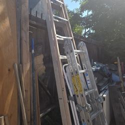 Ladder  10 Ft .  Escalera 10 Pies