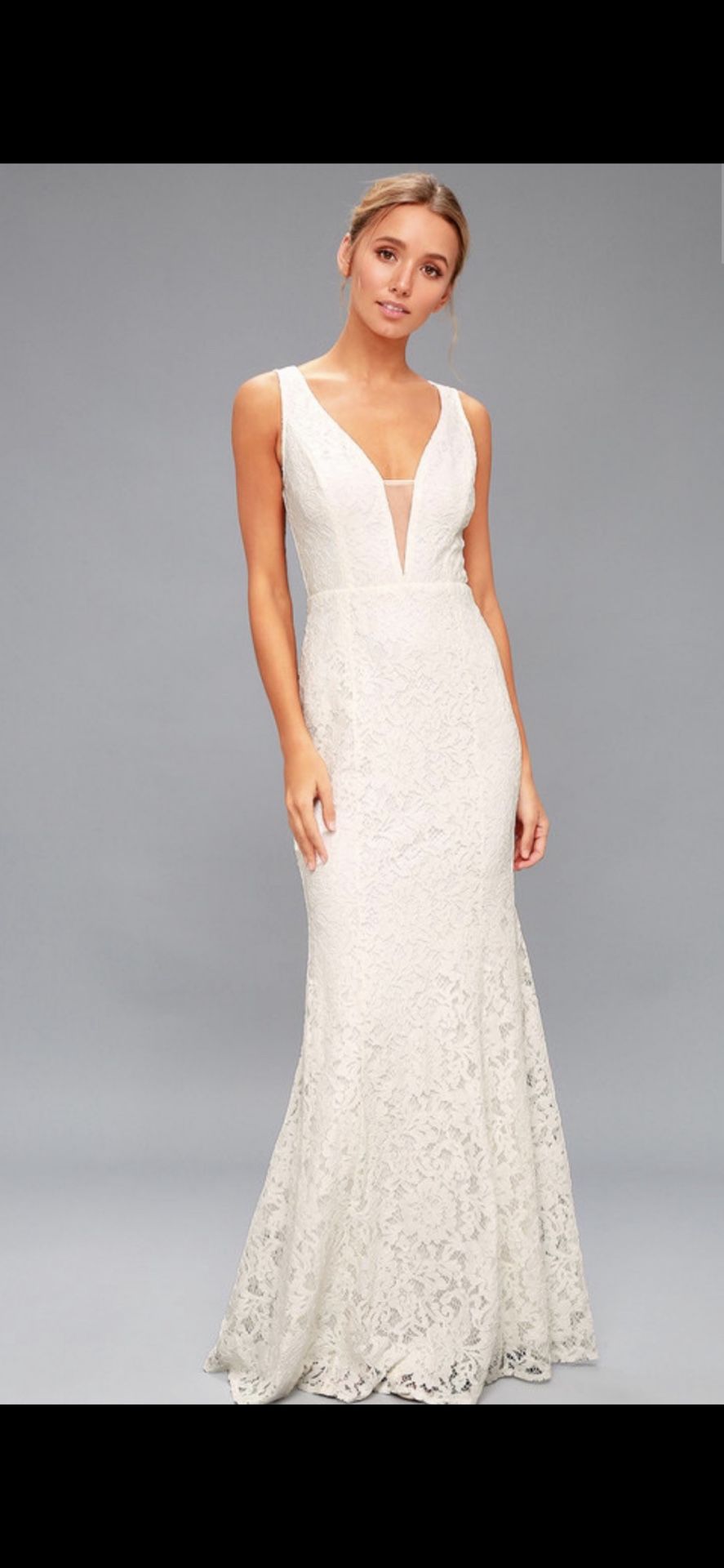 Lulus wedding dress / gown