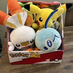 Pokemon 4-pack Plush Set (Grookey, Pikachu, Sobble, & Scorebunny)