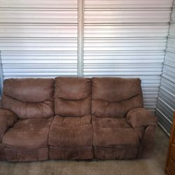 Used Reclining Couch 