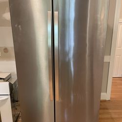 Kenmore Refrigerator 36”