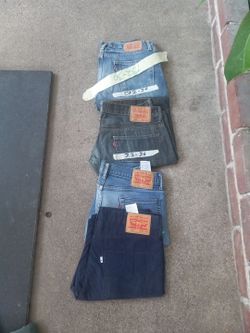32x30 Levis Jeans Mens $20 each