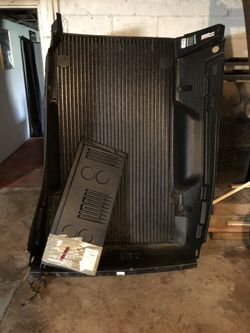 Bed liner for step side pickup