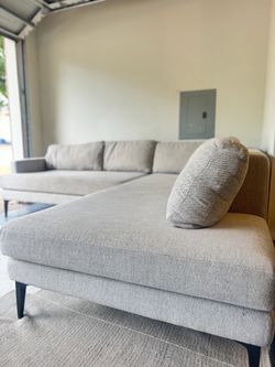 Free Delivery : West Elm Andes sectional