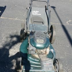 Landmore  Lawn mower Crafsman, Self Propeller, Hi Torque 6.75 Horse Power, Automatic Transmition.