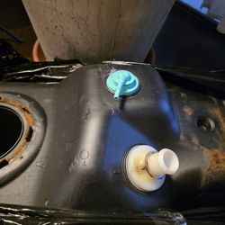 36 Gallon Fuel Tank – Ford F-150 / Raptor (145" Wheelbase)