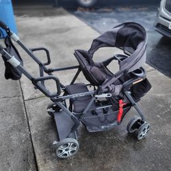 Stroller 
