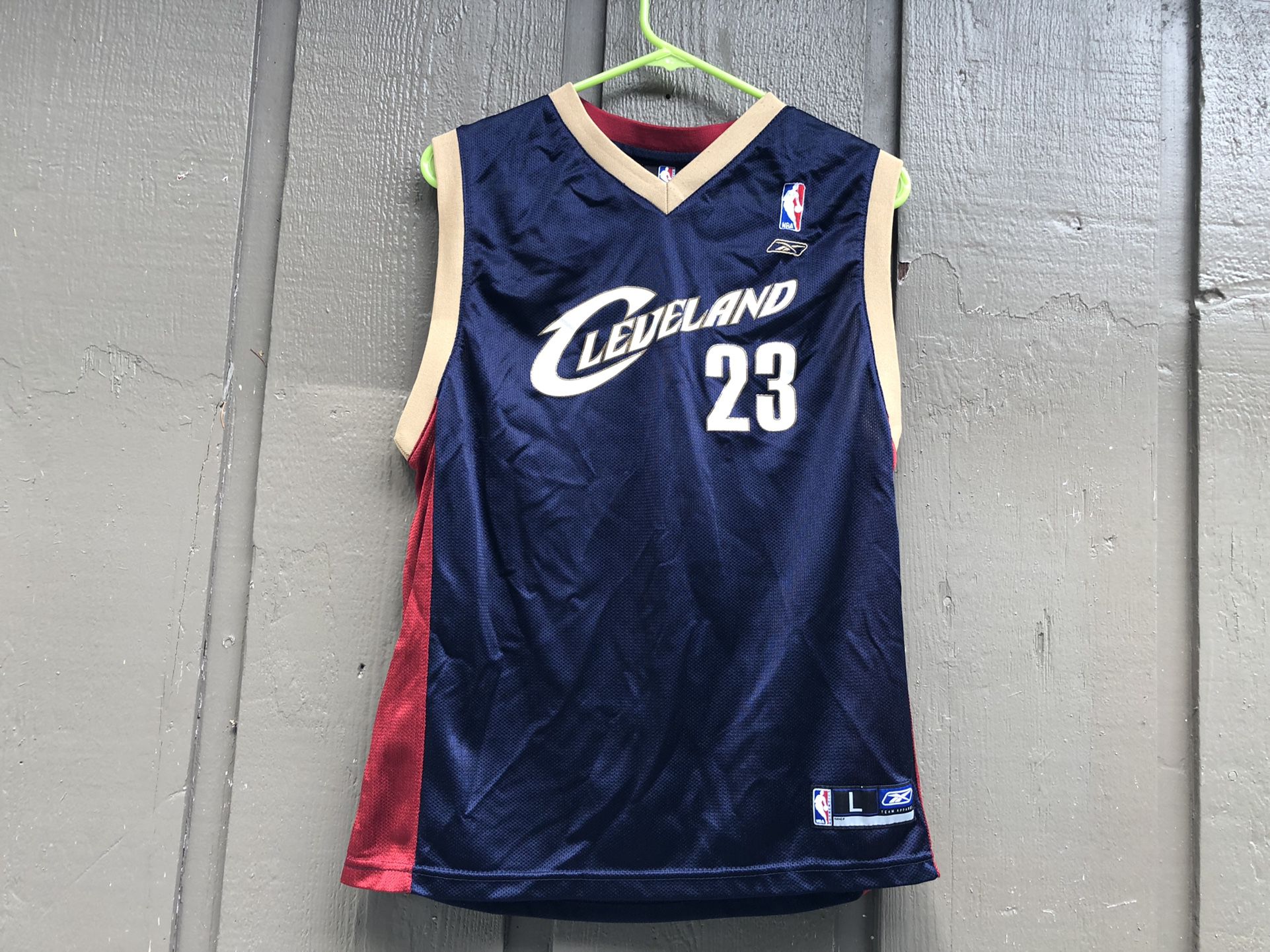 Reebok NBA Clevelan #23 James Youth's Jersey Size Large