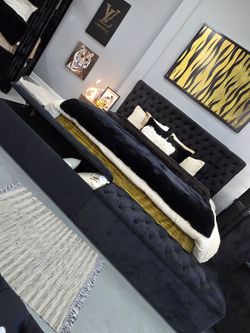 ✨️ King, ,Queen Storage Bed Frames✨️ Furniture Sectionals, Bedrooms, Dining Avail