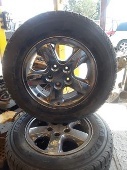 Set De Llantas 245/65R17