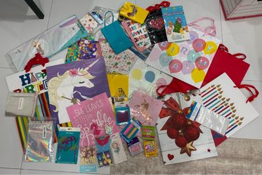 Birthday party gift bags supply lot candles cake topper goodie favor
