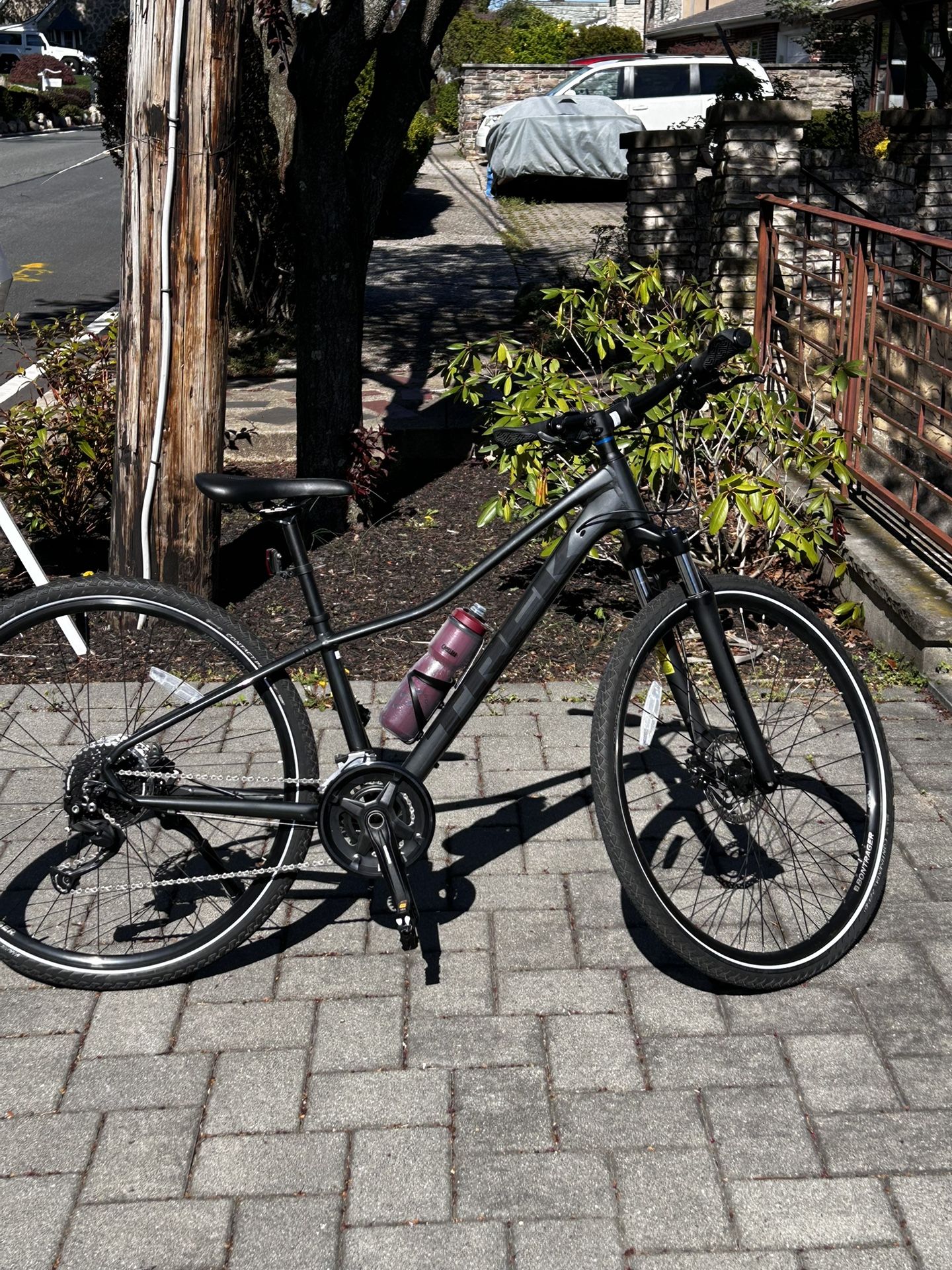 Trek Dual Sport Bike Mint Condition  26 Inch