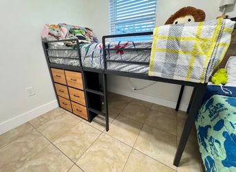 Twin bed w- mattress if wanted