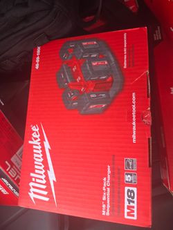 Milwaukee M18 6 battery charger