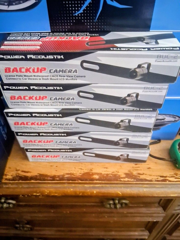 Power Acoustik Backup Camara Brand New In The Box