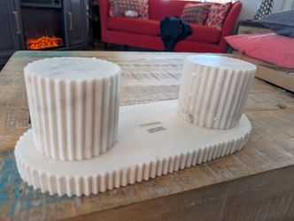Ribbed Marble Candle Holder 