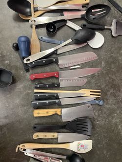 Category, knives, silverware, pots, and pans, Dishes