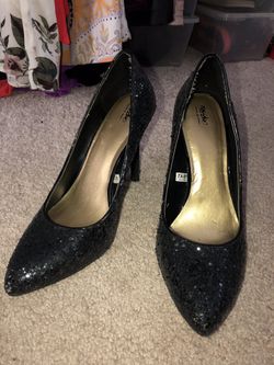 Heels Black Sparkle Size 8