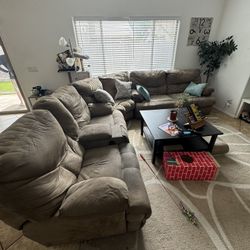 Couch W/ Reclining Chairs and Pull Out Bed 