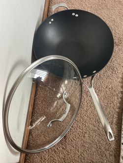 Signature Calphalon Nonstick 12" Flat-Bottom Wok with Cover