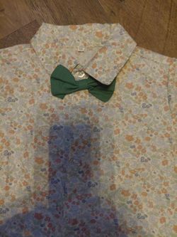 New sz 2-3 toddler button down shirt with bow tie