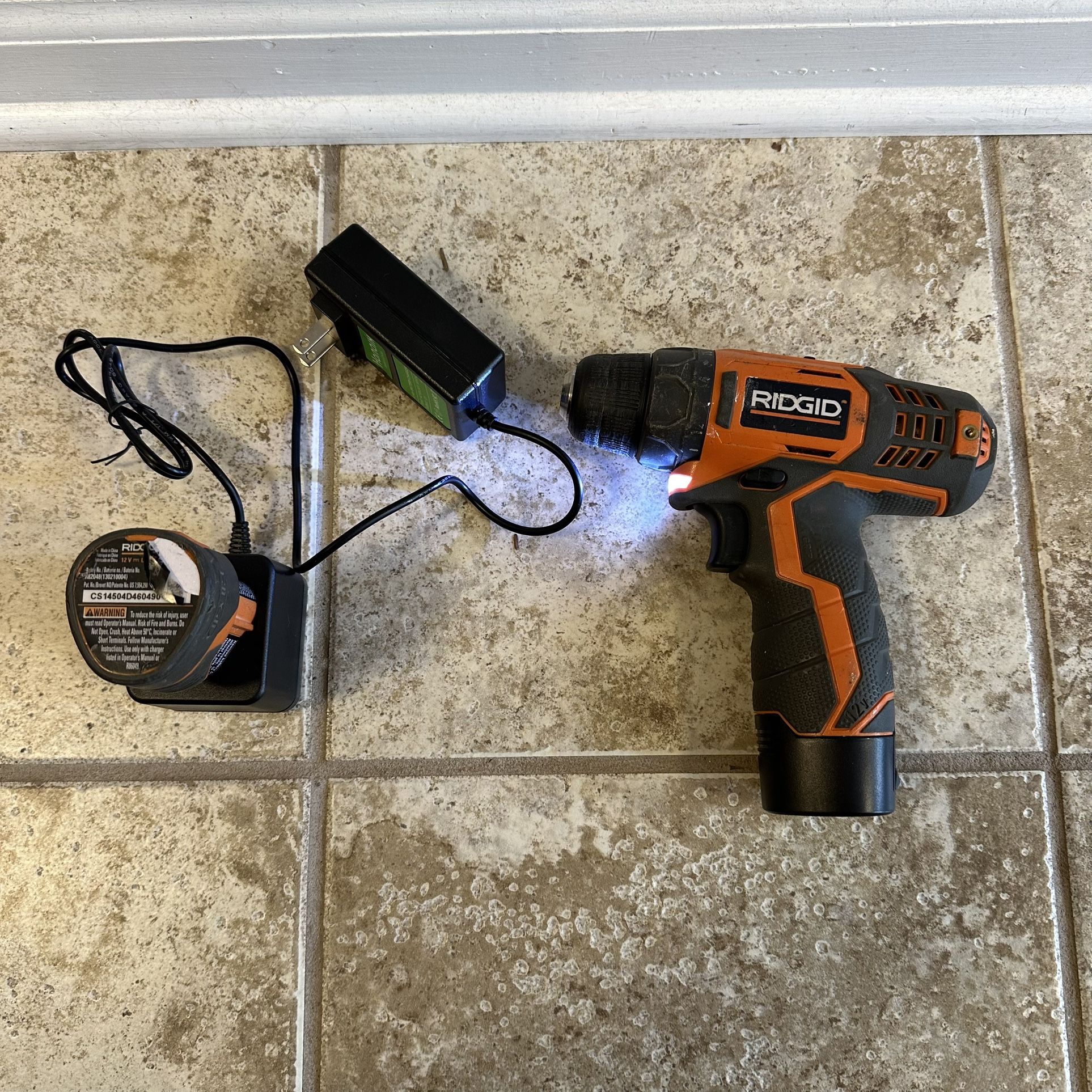 Ridgid 12v 3/8" Compact Cordless Drill Driver w/ 2 Batteries & Charger