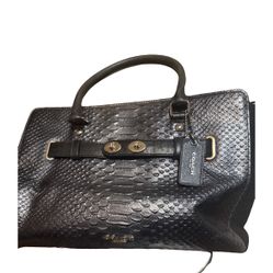 Coach Catch all Satchel 