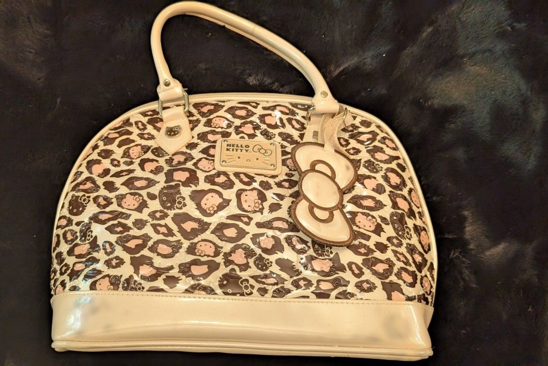 Sanrio Leopard Print Hello Kitty Purse 