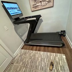 Peloton-Treadmill-plus