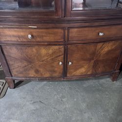 Ethan Allen Hutch and Buffet