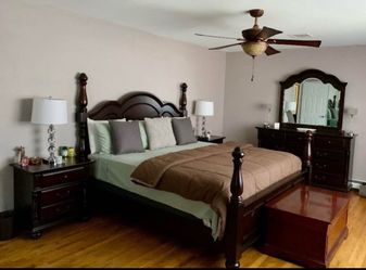 King size bedroom set