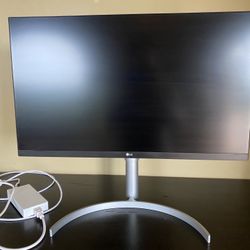 LG Monitor (like new)