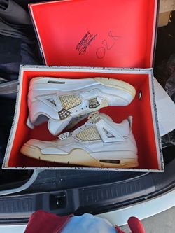 NIKE AIR JORDAN 4 RETRO PURE MONEY