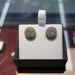 10k Cluster Earrings
