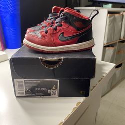 Jordan 1 MID Toddler 7c