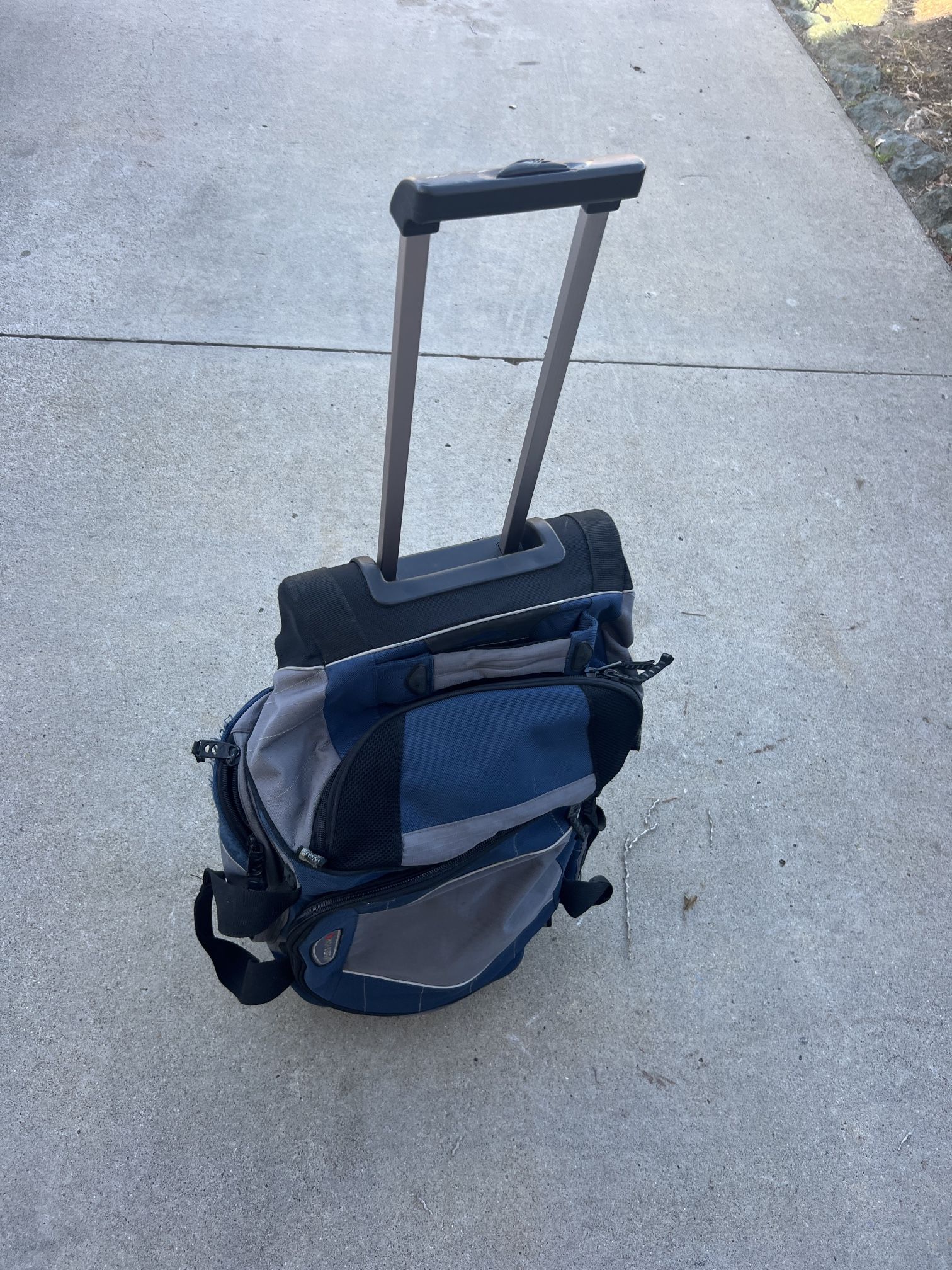 High Sierra Roller Bag