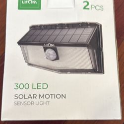 300 Led Solar Motion Sensor Light 