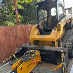Skid Steer // Bobcat // CAT // Equipment 