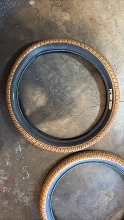 Stolen fiction troop tires (BMX)